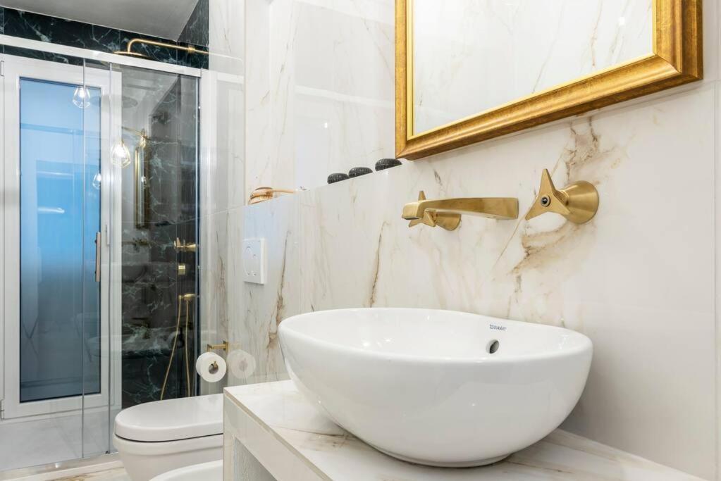 Velasca Flexyrent Apt. Aircon - Wifi - Brand New 米兰 外观 照片